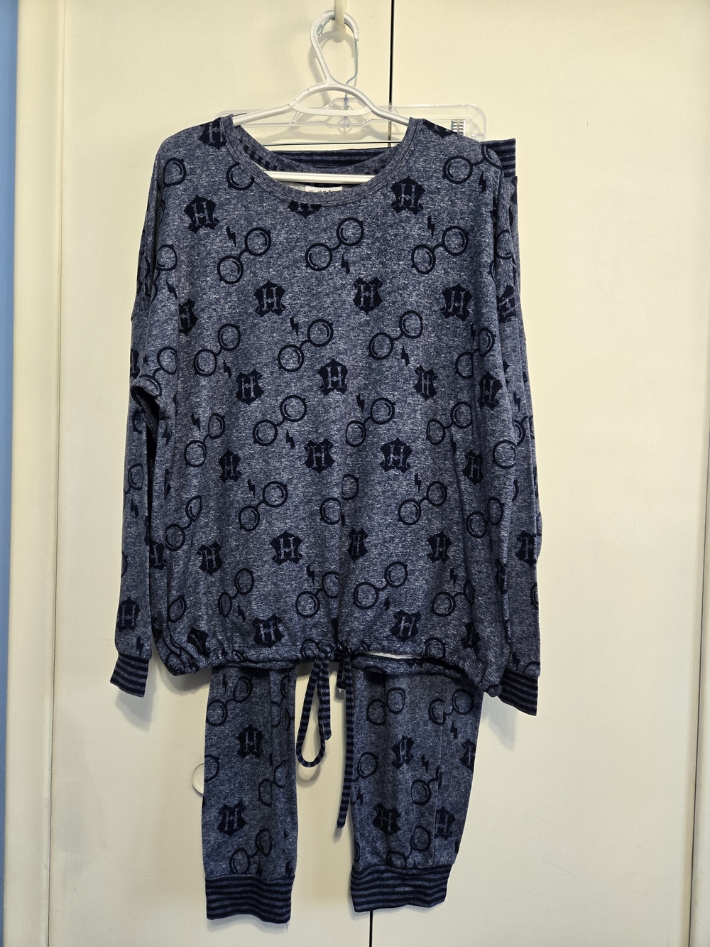 Harry Potter Wizarding World Pajama Set XL Hogwarts Glasses Lounge Blue